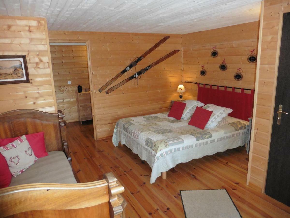 Chalet De Barraou Bed and Breakfast Binos Exteriör bild